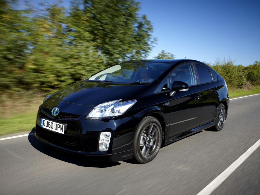  Toyota Prius 10th Anniversary 2010 года  (фото 15 из 22)